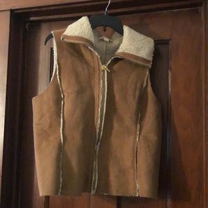 Michael Kors Faux Suede sherpa Vest - L
